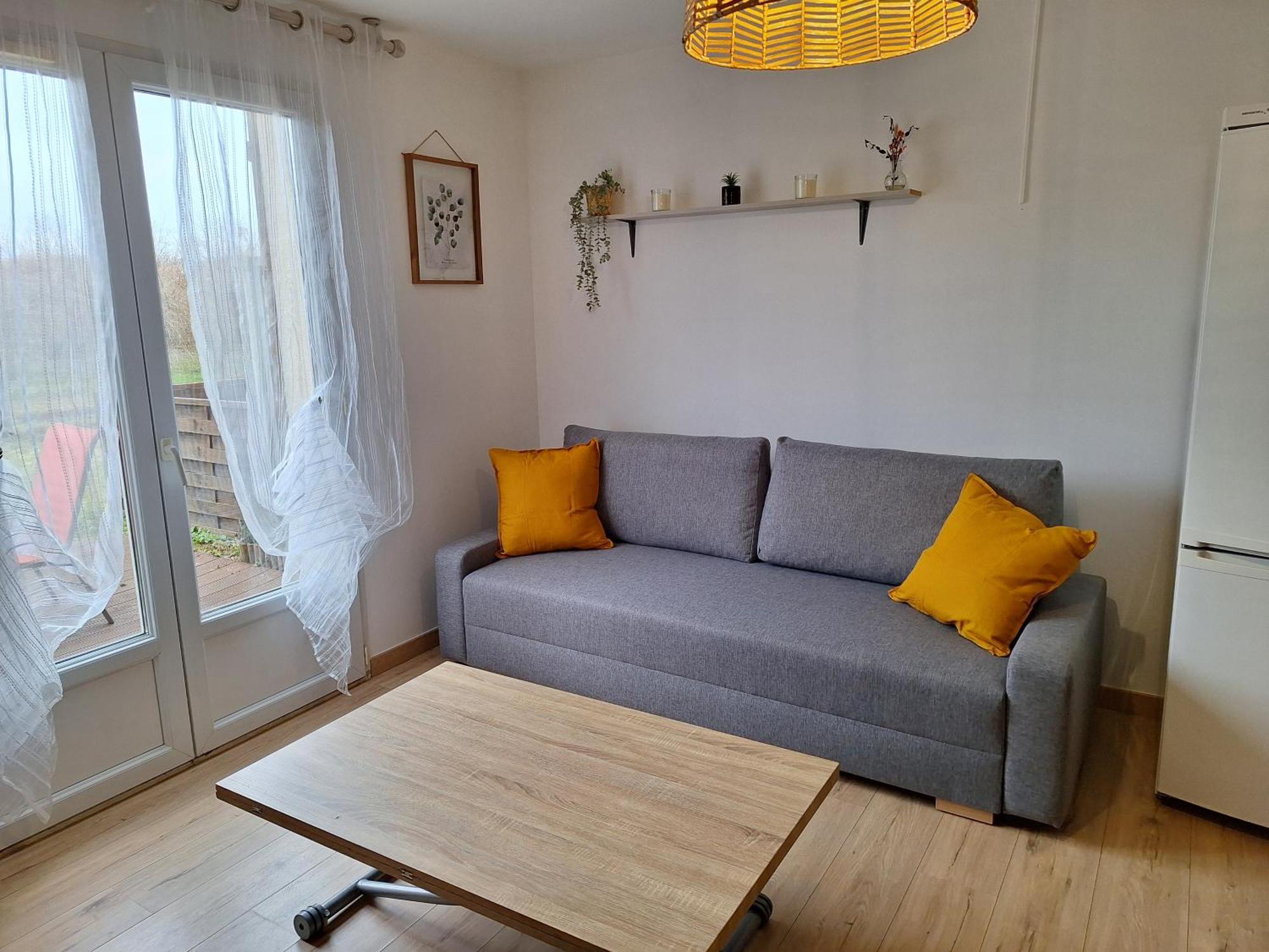 Holiday home Avec Terrasse Privative A 15 Km D'orleans *